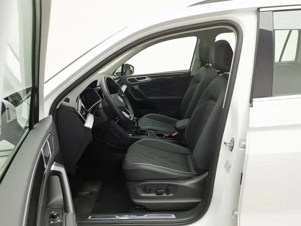 2023 Volkswagen Tiguan L Plug-in Hybrid 430PHEV Premium Edition — миниатюра 10