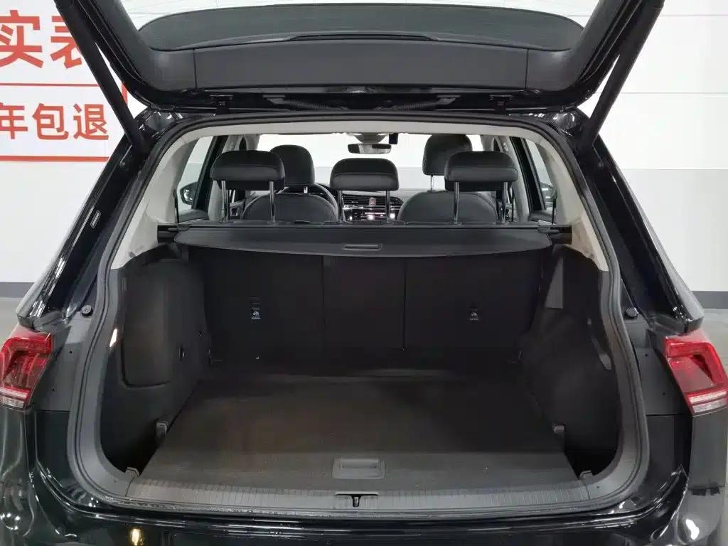 Tiguan L Plug-in Hybrid 2021 430PHEV Plug-in Hybrid Flagship Edition — миниатюра 16