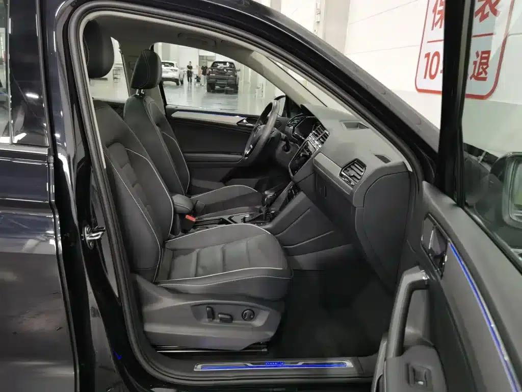 Tiguan L Plug-in Hybrid 2021 430PHEV Plug-in Hybrid Flagship Edition — миниатюра 23