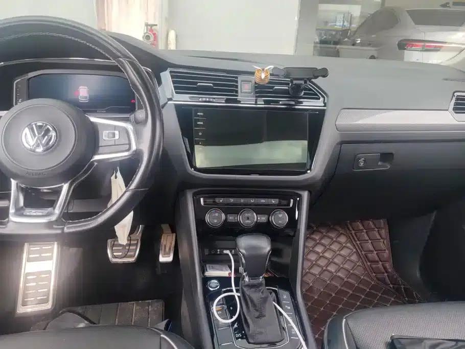 Tiguan L Plug-in Hybrid 2020 430PHEV Plug-in Hybrid Flagship Edition — миниатюра 13