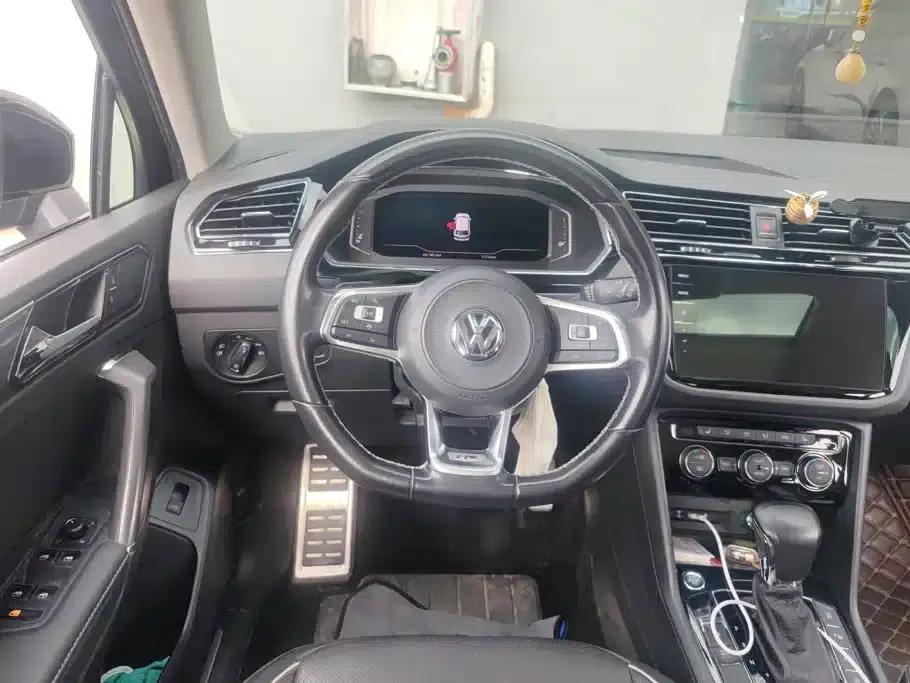Tiguan L Plug-in Hybrid 2020 430PHEV Plug-in Hybrid Flagship Edition — миниатюра 15