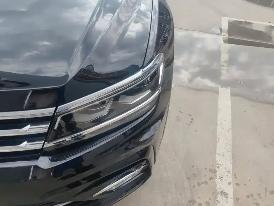 Tiguan L Plug-in Hybrid 2020 430PHEV Plug-in Hybrid Flagship Edition — миниатюра 5