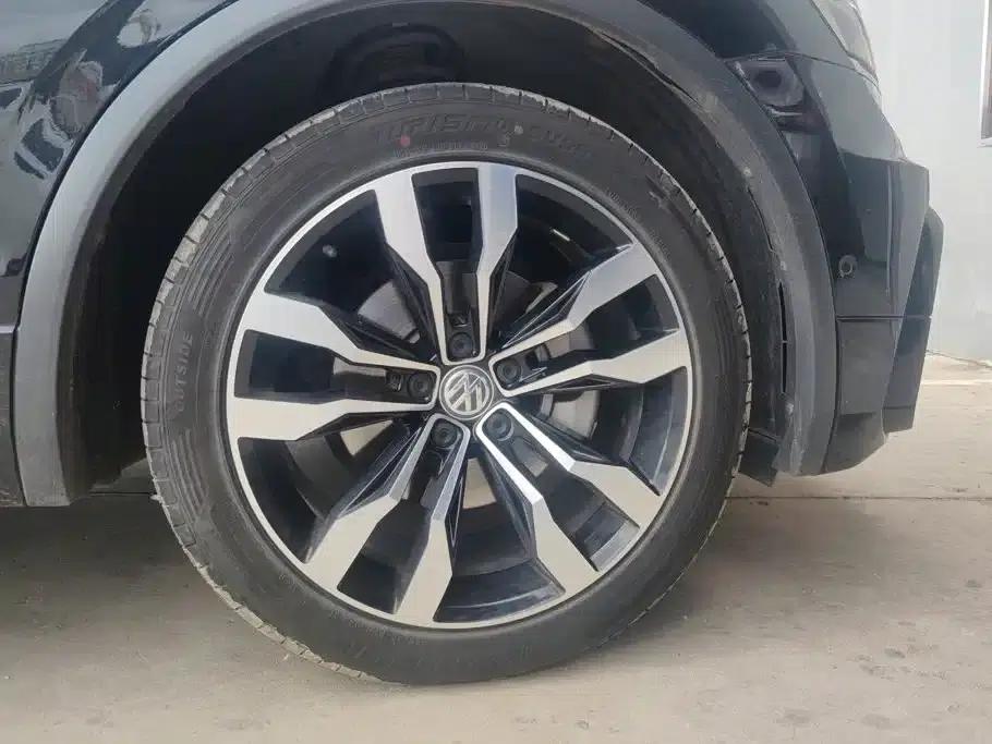 Tiguan L Plug-in Hybrid 2020 430PHEV Plug-in Hybrid Flagship Edition — миниатюра 6
