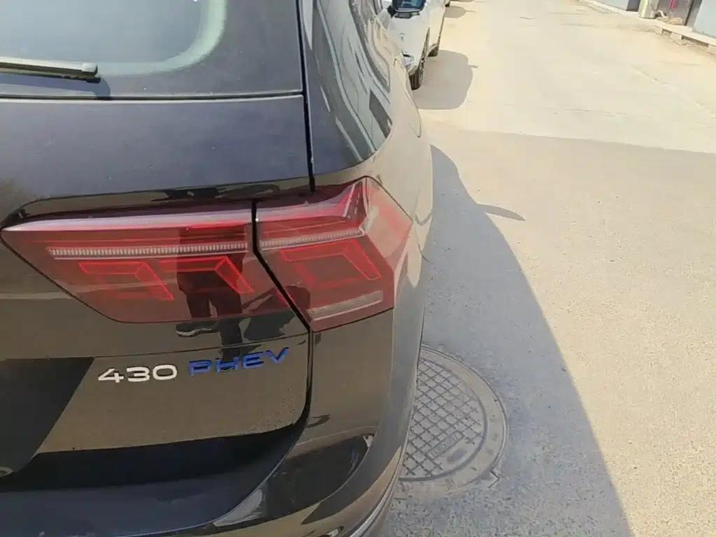2023 Volkswagen Tiguan L Plug-in Hybrid 430PHEV Premium Edition — миниатюра 8
