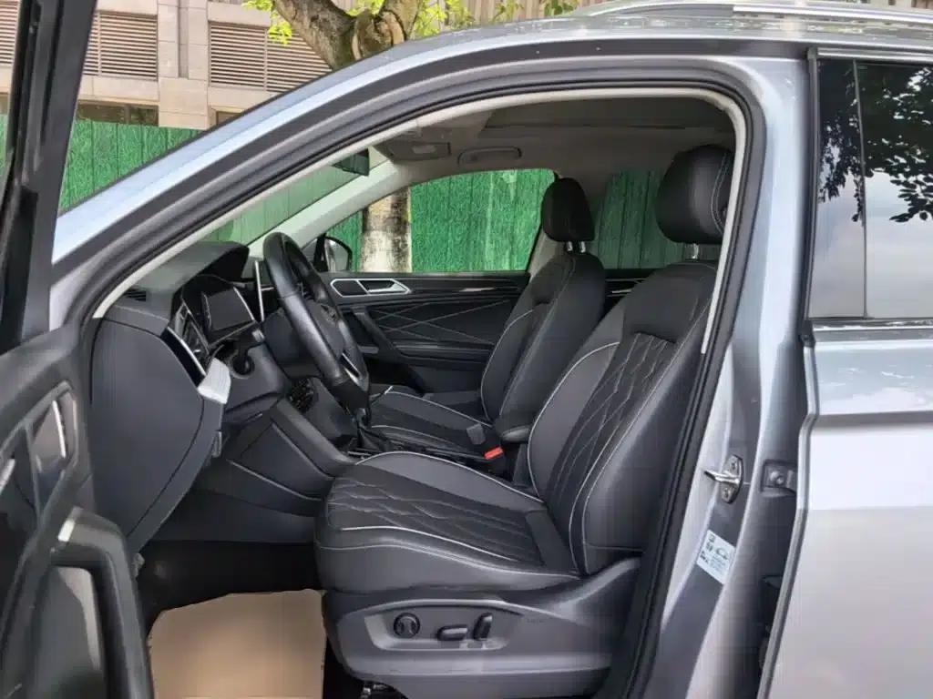 2022 Volkswagen Tiguan L Plug-in Hybrid 430PHEV Premium Edition — миниатюра 15