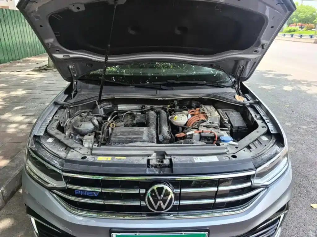 2022 Volkswagen Tiguan L Plug-in Hybrid 430PHEV Premium Edition — миниатюра 20