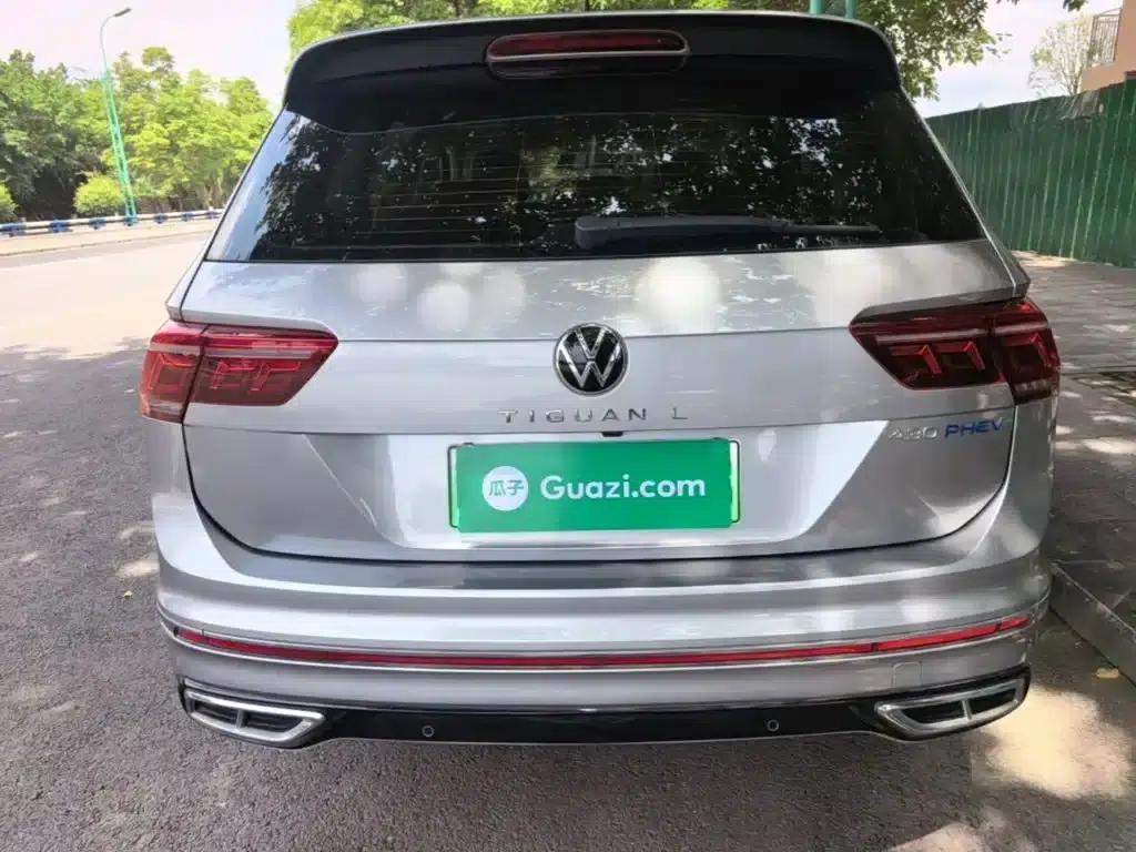 2022 Volkswagen Tiguan L Plug-in Hybrid 430PHEV Premium Edition — миниатюра 6