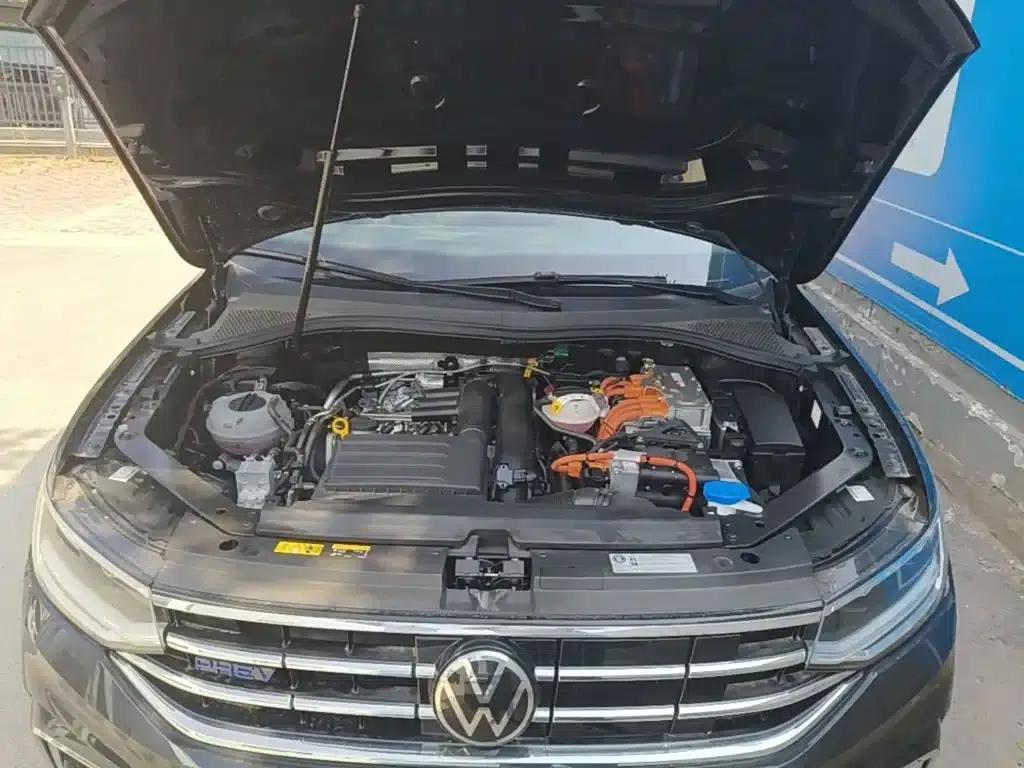 2023 Volkswagen Tiguan L Plug-in Hybrid 430PHEV Premium Edition — миниатюра 20