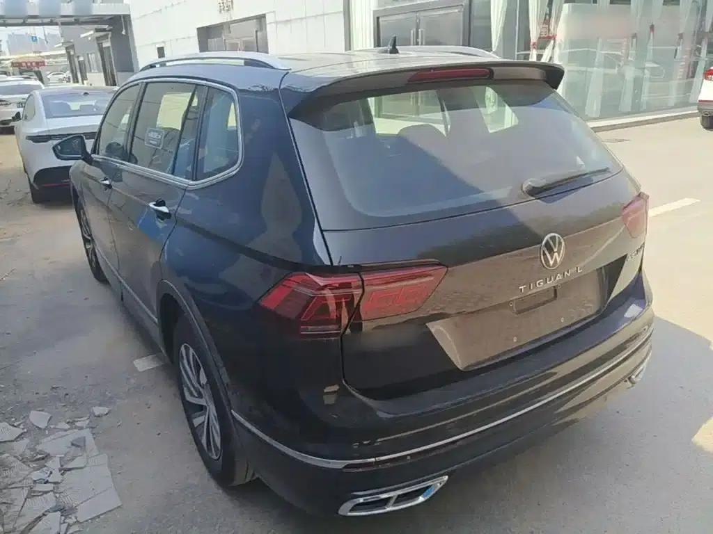 2023 Volkswagen Tiguan L Plug-in Hybrid 430PHEV Premium Edition — миниатюра 5