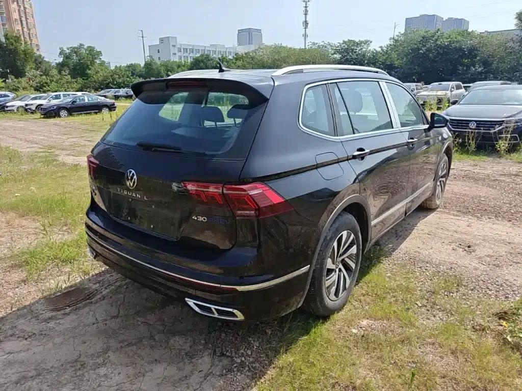 2023 Volkswagen Tiguan L Plug-in Hybrid 430PHEV Premium Edition — миниатюра 7