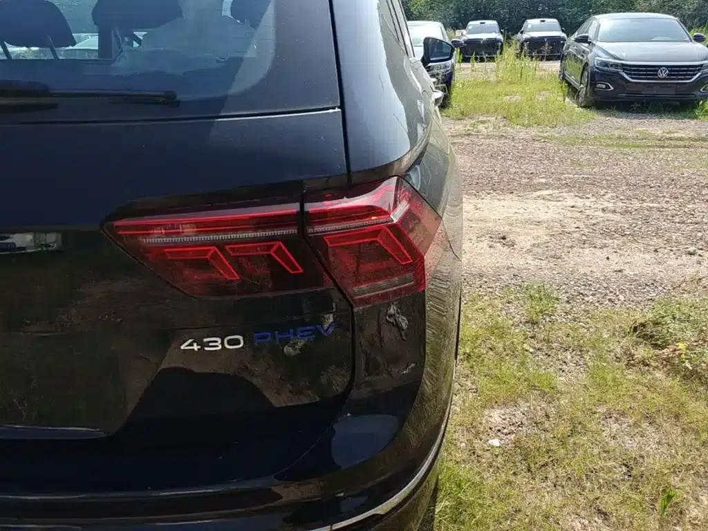 2023 Volkswagen Tiguan L Plug-in Hybrid 430PHEV Premium Edition — миниатюра 8
