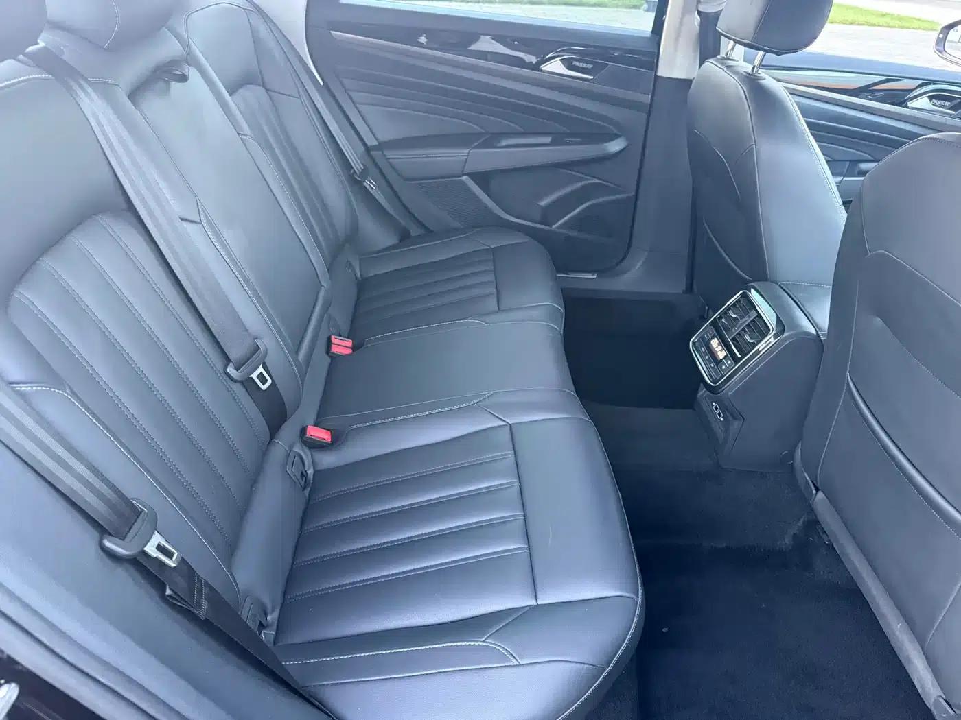 2019 Volkswagen Passat Plug-in Hybrid 430PHEV Hybrid Elite Edition — миниатюра 14