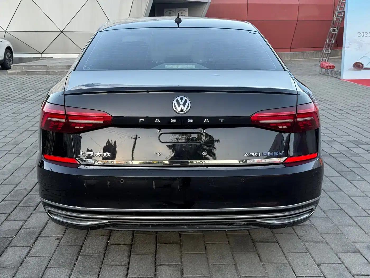 2019 Volkswagen Passat Plug-in Hybrid 430PHEV Hybrid Elite Edition — миниатюра 5