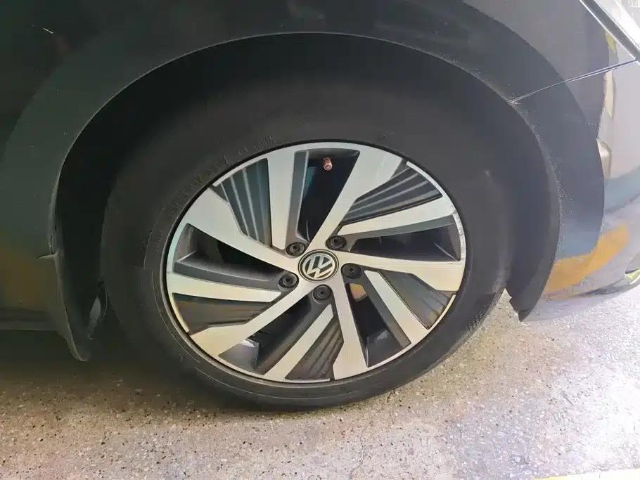 2020 Volkswagen Passat Plug-in Hybrid 430PHEV Hybrid Luxury Edition (China VI Emission Standard) — миниатюра 6