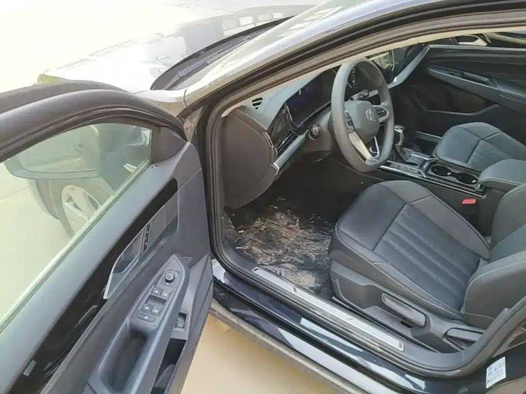 2025 Volkswagen Passat Plug-in Hybrid 430PHEV Hybrid Business Edition — миниатюра 16