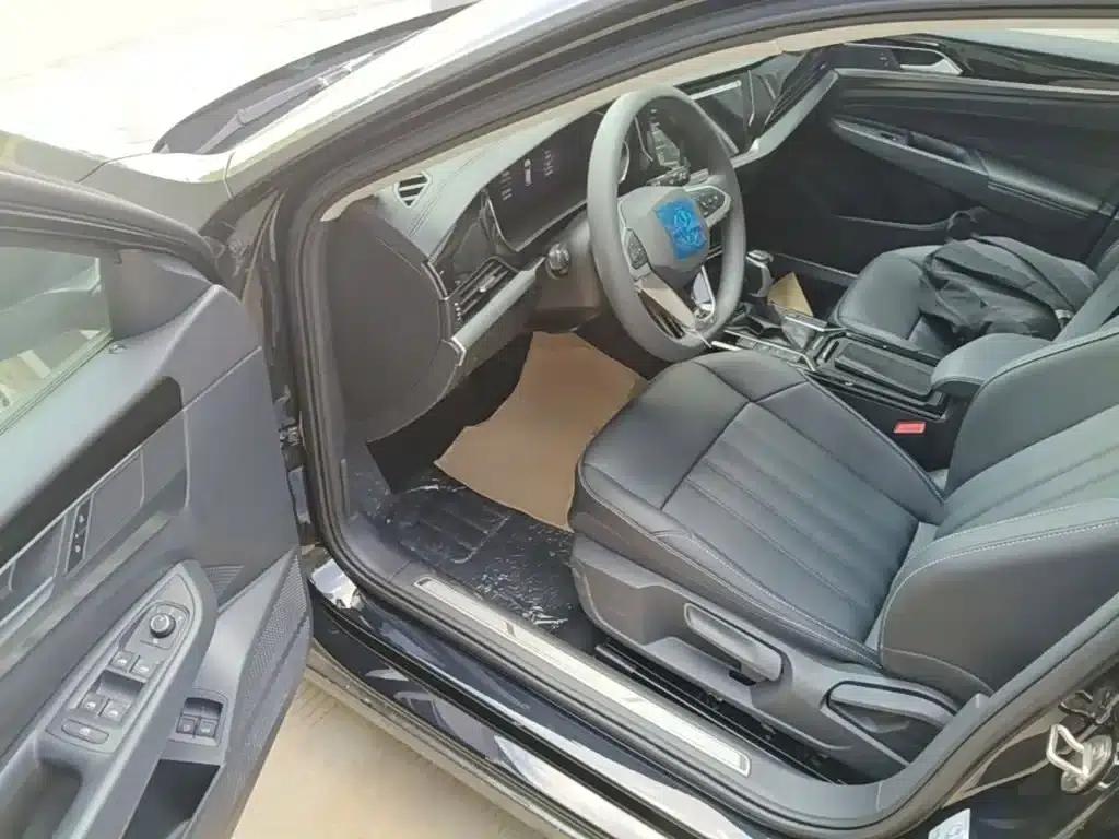 2025 Volkswagen Passat Plug-in Hybrid 430PHEV Hybrid Business Edition — миниатюра 16