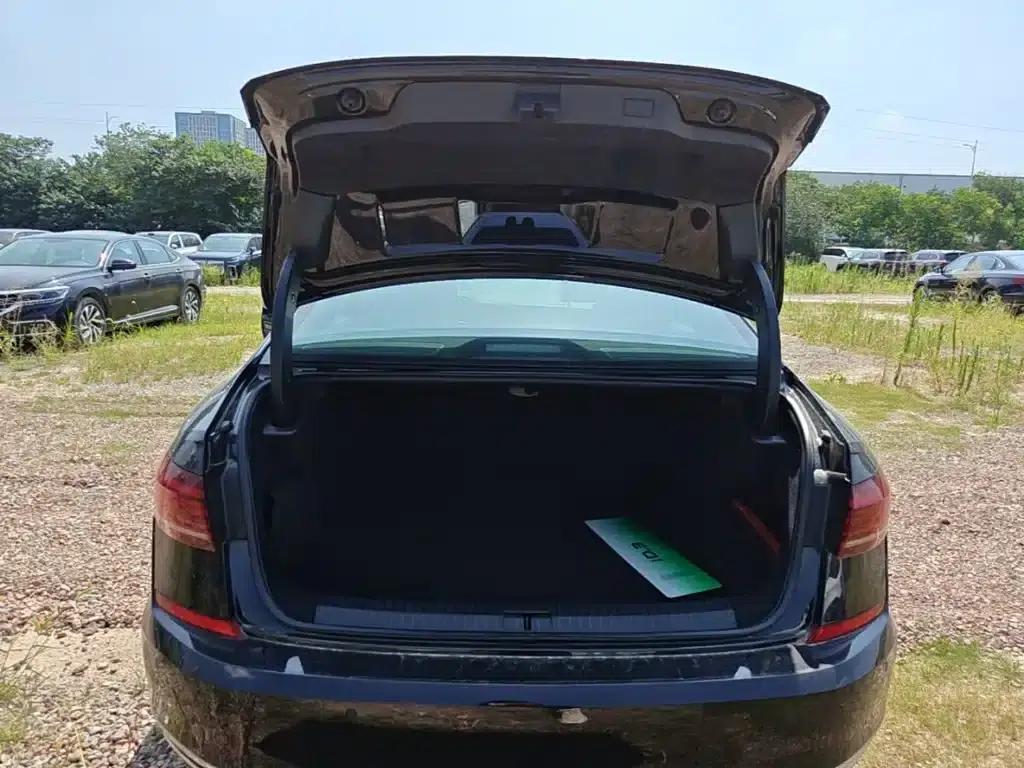 2025 Volkswagen Passat Plug-in Hybrid 430PHEV Hybrid Business Edition — миниатюра 19