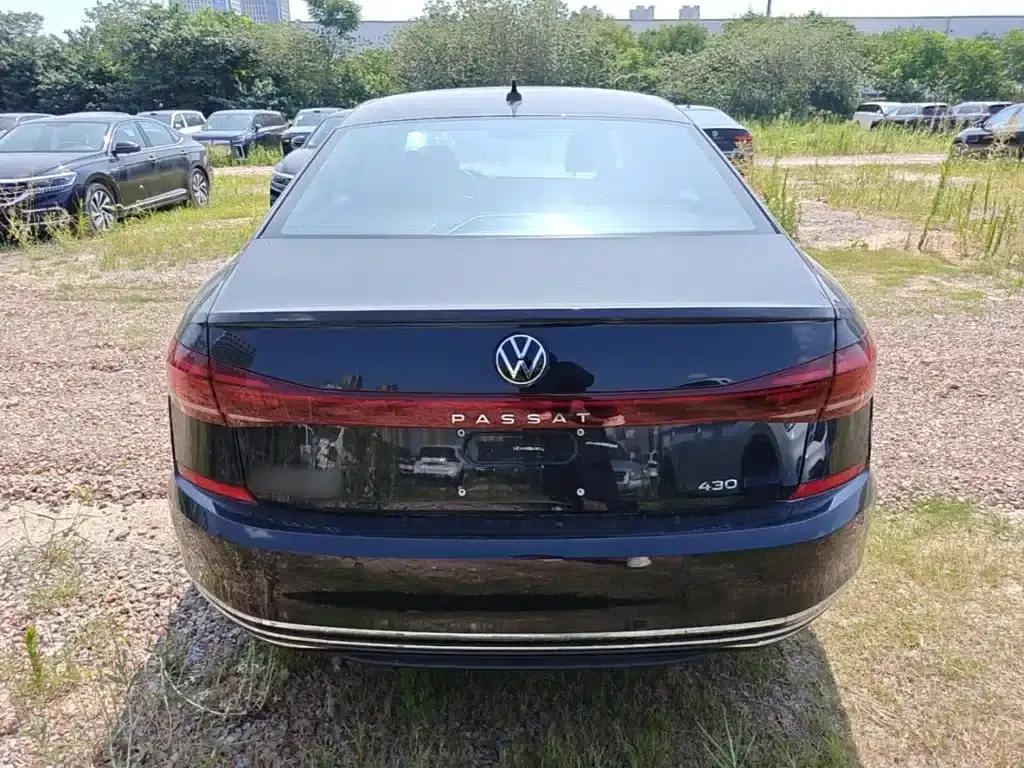 2025 Volkswagen Passat Plug-in Hybrid 430PHEV Hybrid Business Edition — миниатюра 6