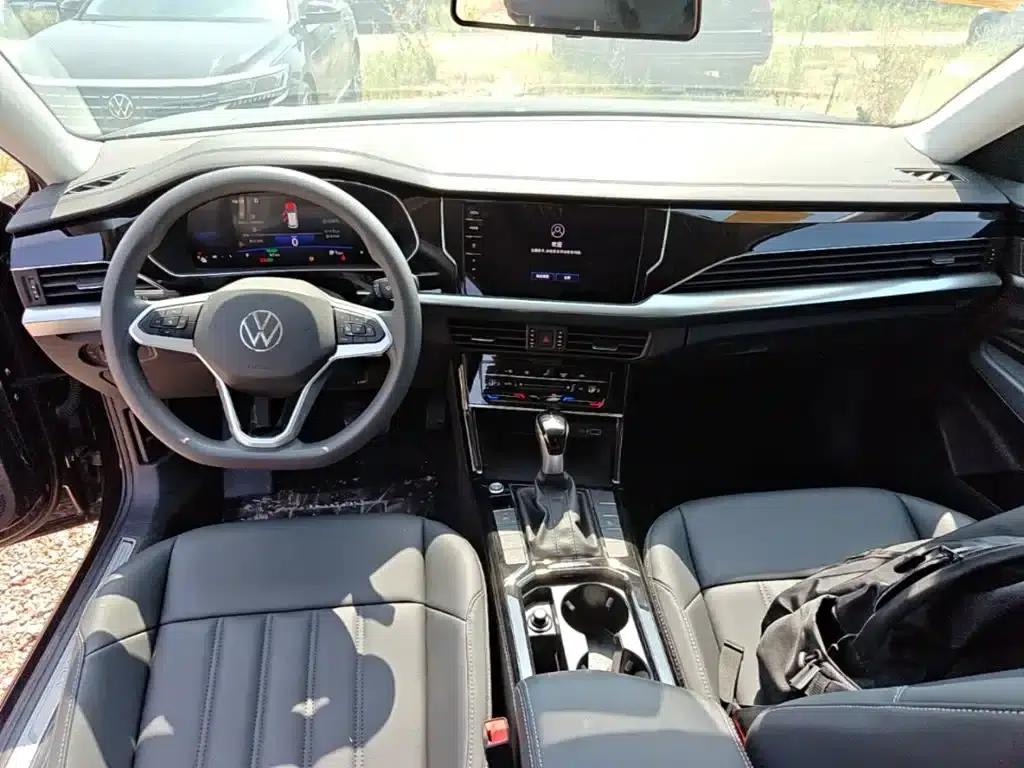 2025 Volkswagen Passat Plug-in Hybrid 430PHEV Hybrid Business Edition — миниатюра 10