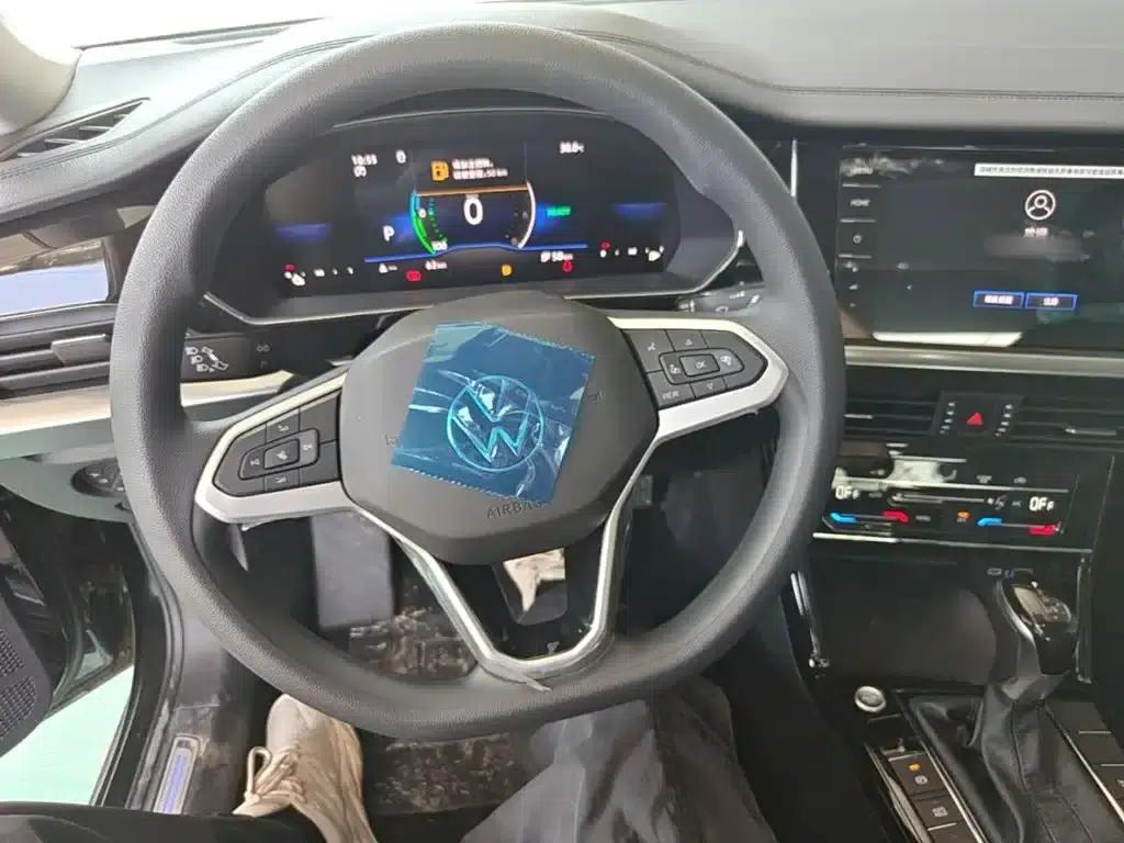 2025 Volkswagen Passat Plug-in Hybrid 430PHEV Hybrid Business Edition — миниатюра 11