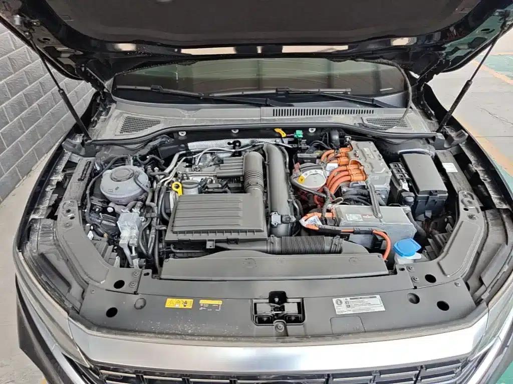 2025 Volkswagen Passat Plug-in Hybrid 430PHEV Hybrid Business Edition — миниатюра 20