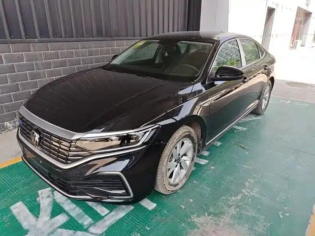 2025 Volkswagen Passat Plug-in Hybrid 430PHEV Hybrid Business Edition