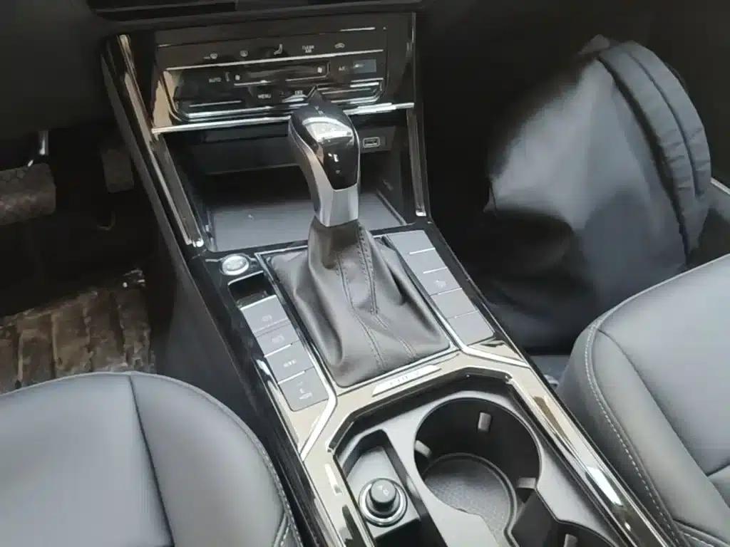 2025 Volkswagen Passat Plug-in Hybrid 430PHEV Hybrid Business Edition — миниатюра 14