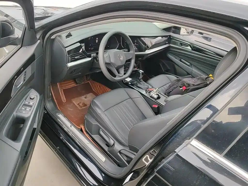 2022 Volkswagen Passat Plug-in Hybrid 430PHEV Hybrid Business Edition — миниатюра 15