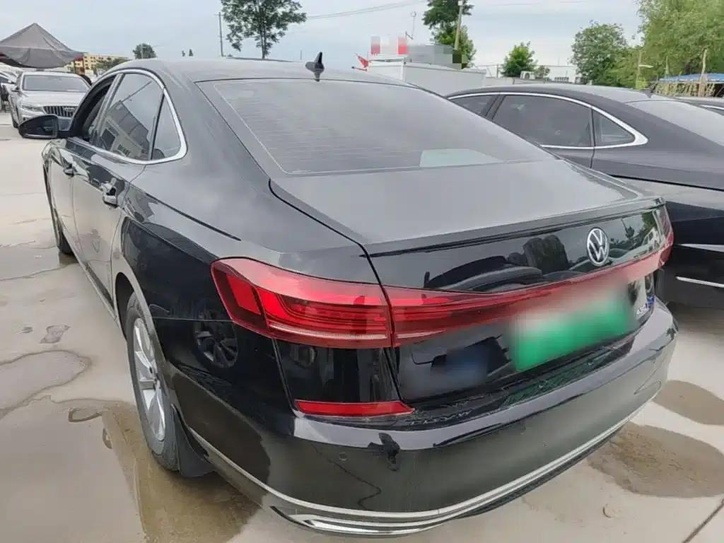 2022 Volkswagen Passat Plug-in Hybrid 430PHEV Hybrid Business Edition — миниатюра 5