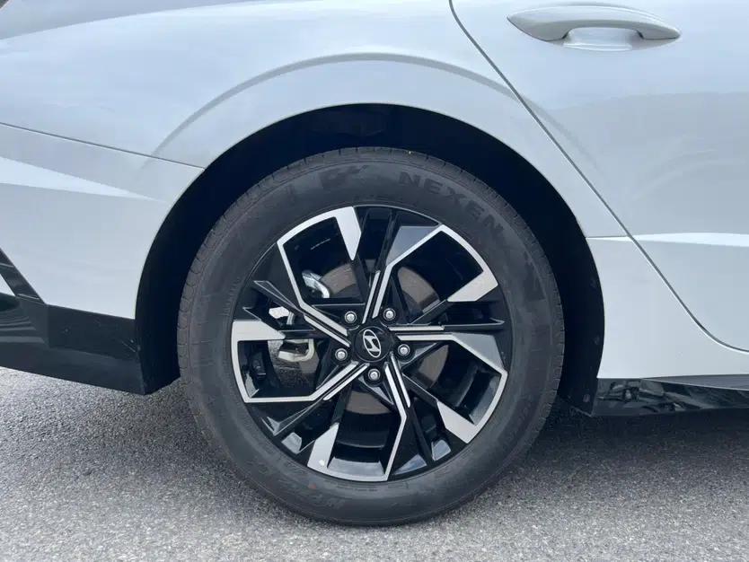 Hyundai Sonata 2024 1.5T Pro — миниатюра 11