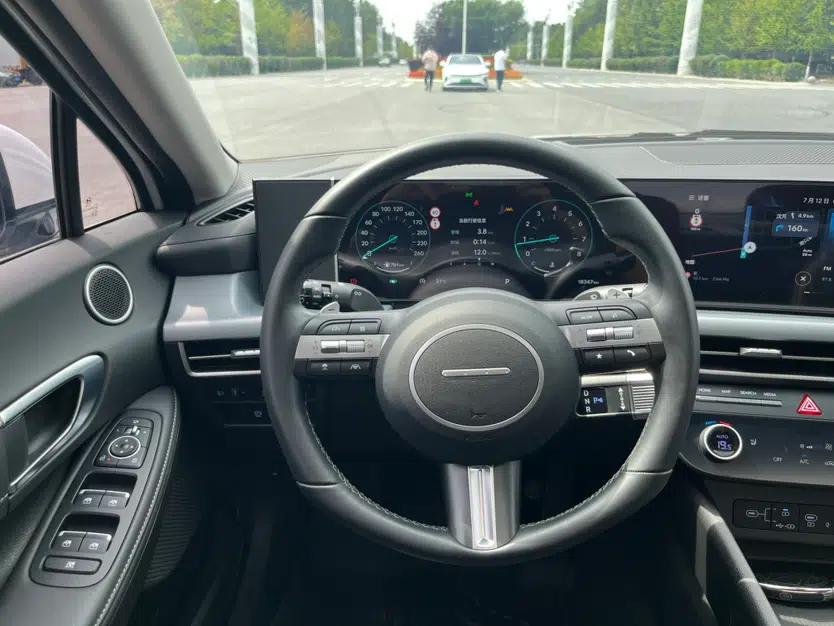 Hyundai Sonata 2024 1.5T Pro — миниатюра 13