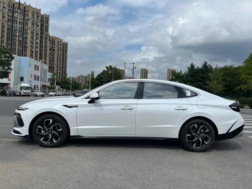 Hyundai Sonata 2024 1.5T Pro — миниатюра 4