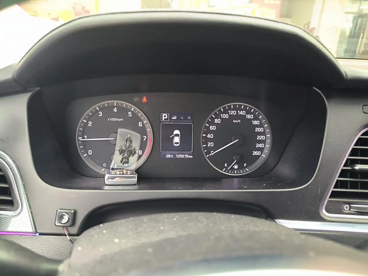 Hyundai Sonata 2015 1.6T GLS Smart Model — миниатюра 11