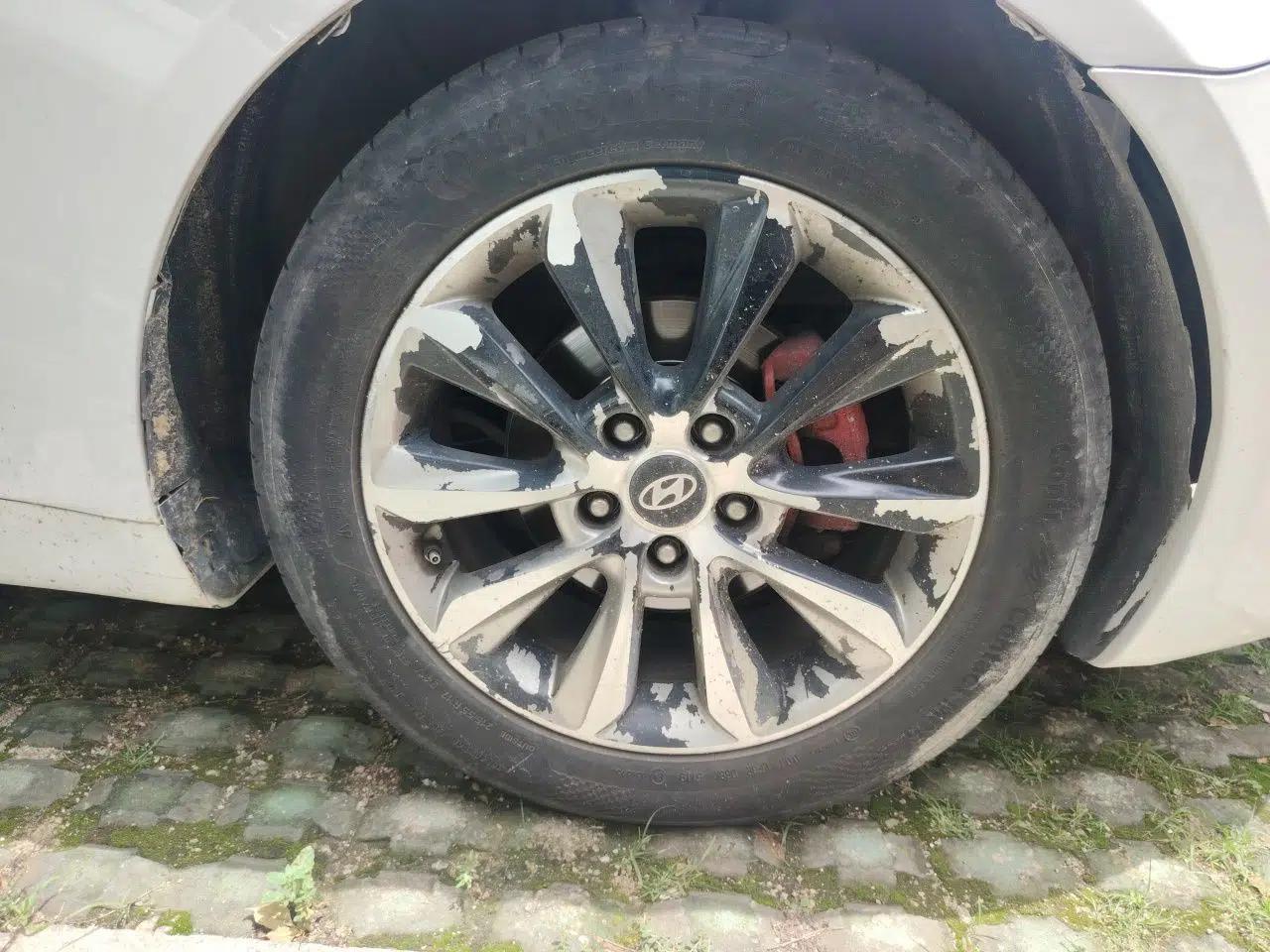 Hyundai Sonata 2013 2.4L Automatic Leading Edition China IV Standard — миниатюра 8