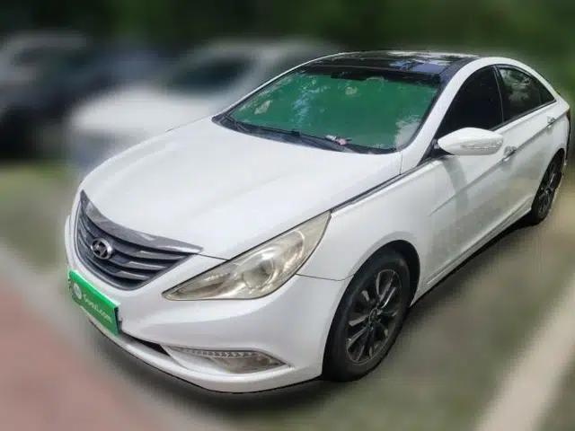 Hyundai Sonata 2013 2.4L Automatic Leading Edition China IV Standard