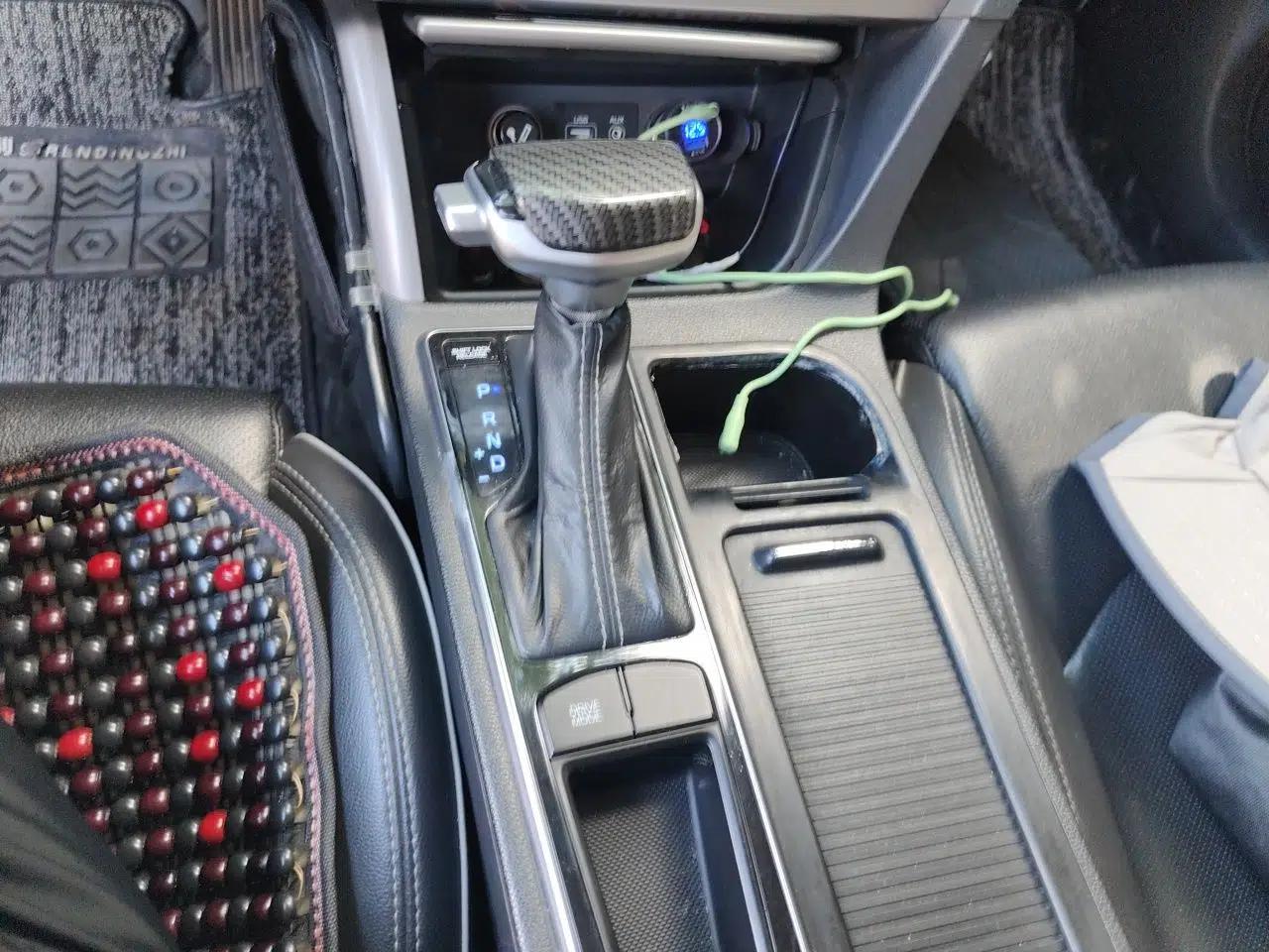 Hyundai Sonata 2016 2.0L Hybrid HE Smart Version — миниатюра 14