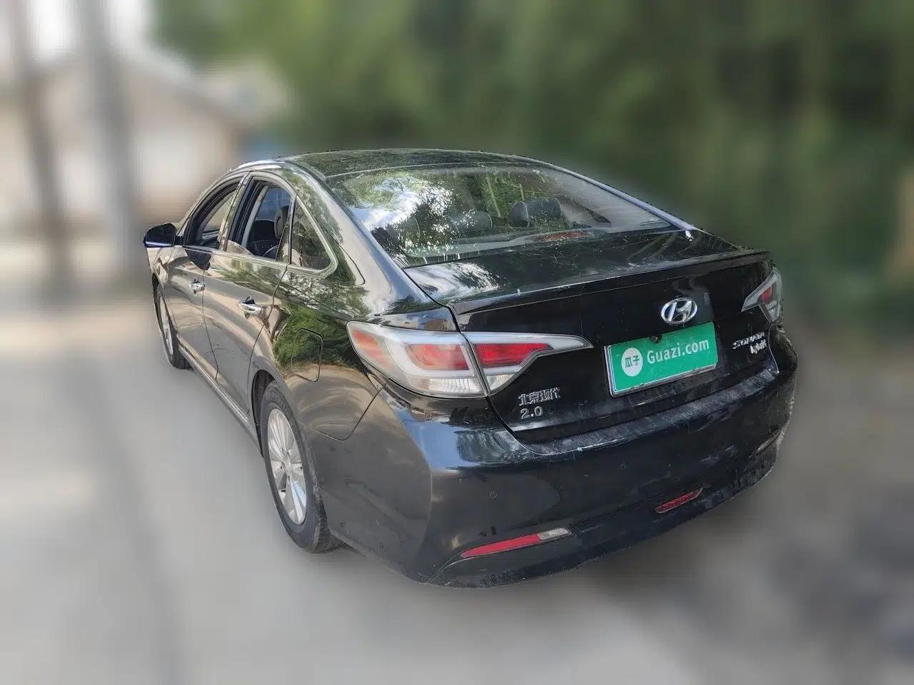 Hyundai Sonata 2016 2.0L Hybrid HE Smart Version — миниатюра 4