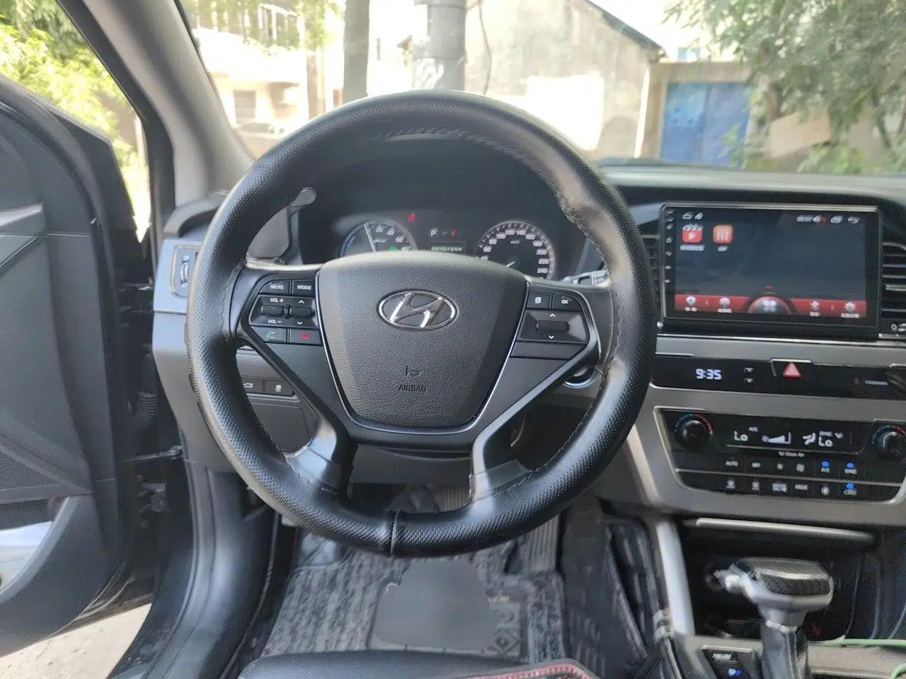 Hyundai Sonata 2016 2.0L Hybrid HE Smart Version — миниатюра 10