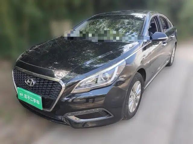 Hyundai Sonata 2016 2.0L Hybrid HE Smart Version