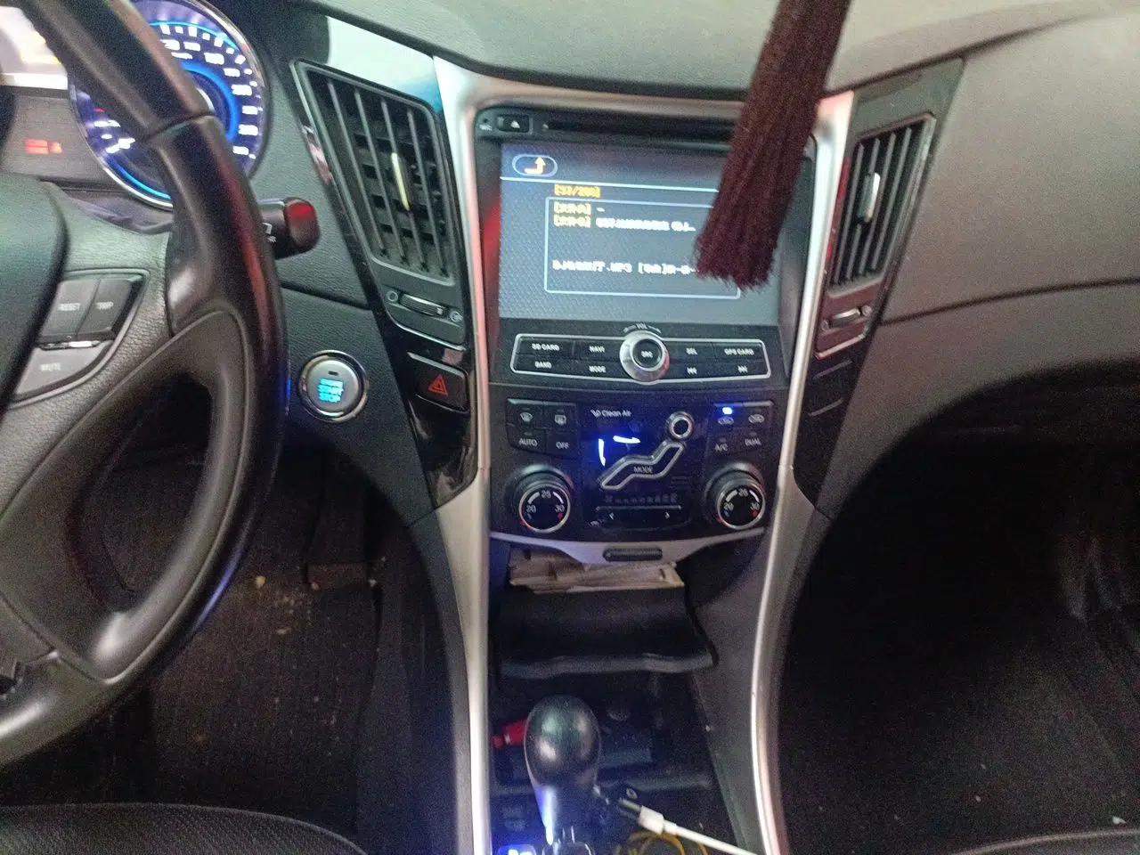 Hyundai Sonata 2014 2.4L Automatic Leading Edition China IV Standard — миниатюра 13