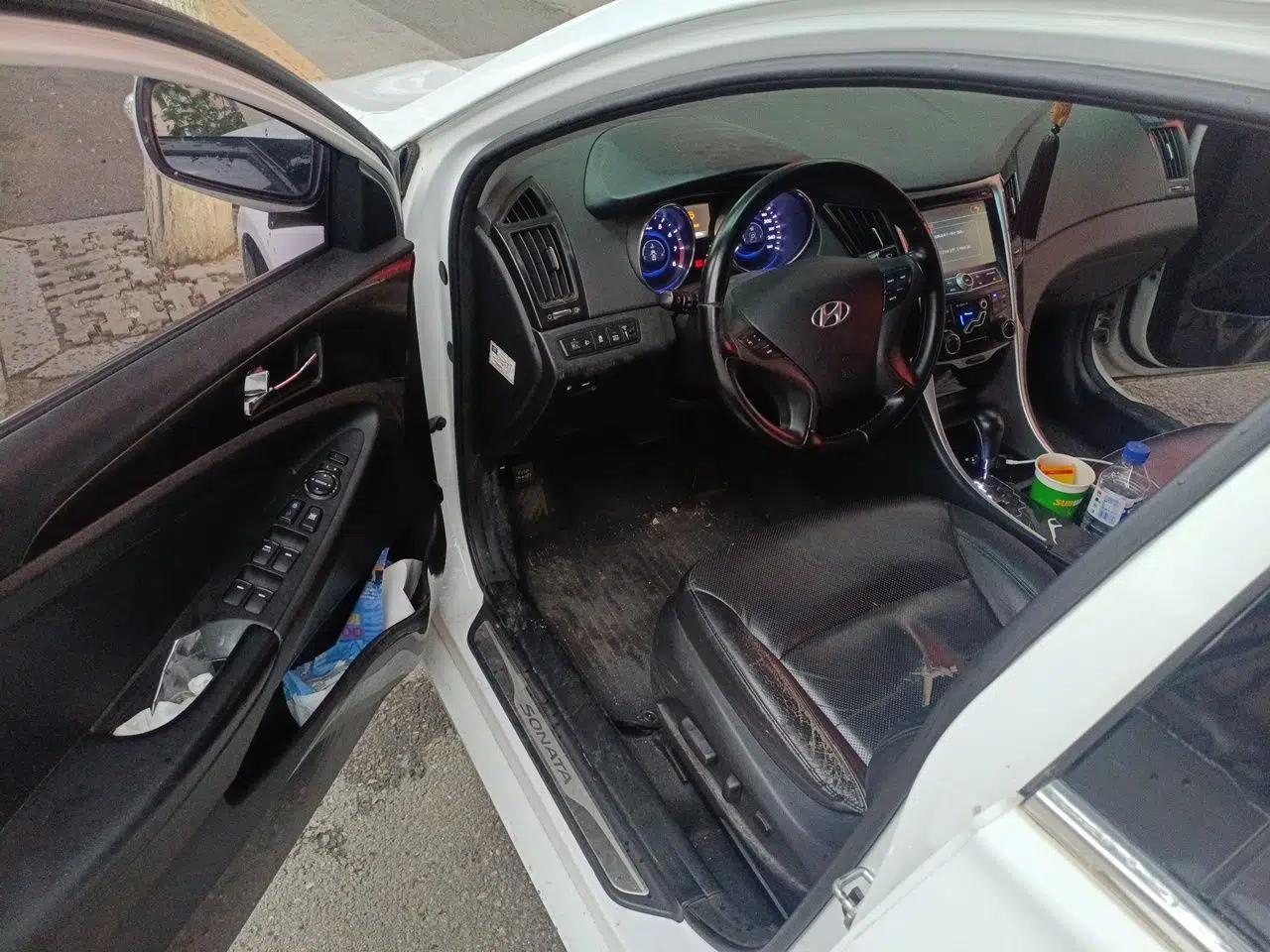 Hyundai Sonata 2014 2.4L Automatic Leading Edition China IV Standard — миниатюра 16