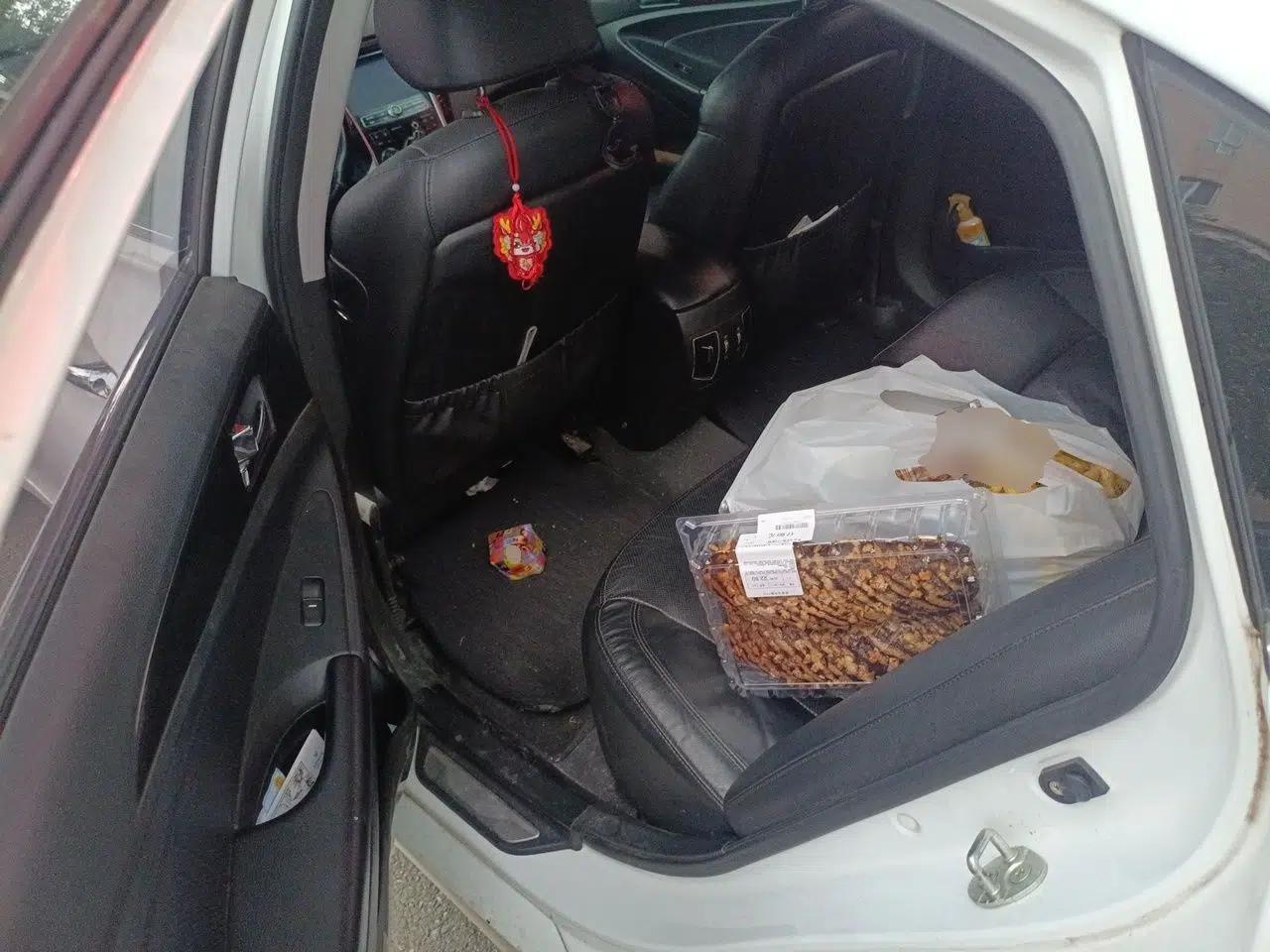 Hyundai Sonata 2014 2.4L Automatic Leading Edition China IV Standard — миниатюра 17