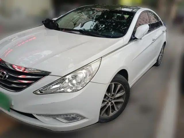 Hyundai Sonata 2014 2.4L Automatic Leading Edition China IV Standard