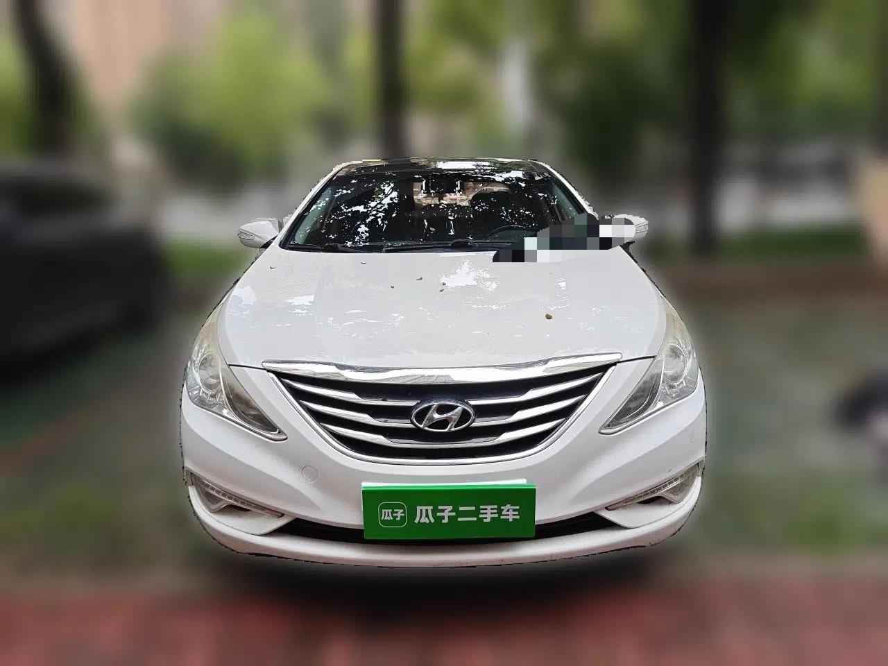 Hyundai Sonata 2014 2.4L Automatic Leading Edition China IV Standard — миниатюра 2