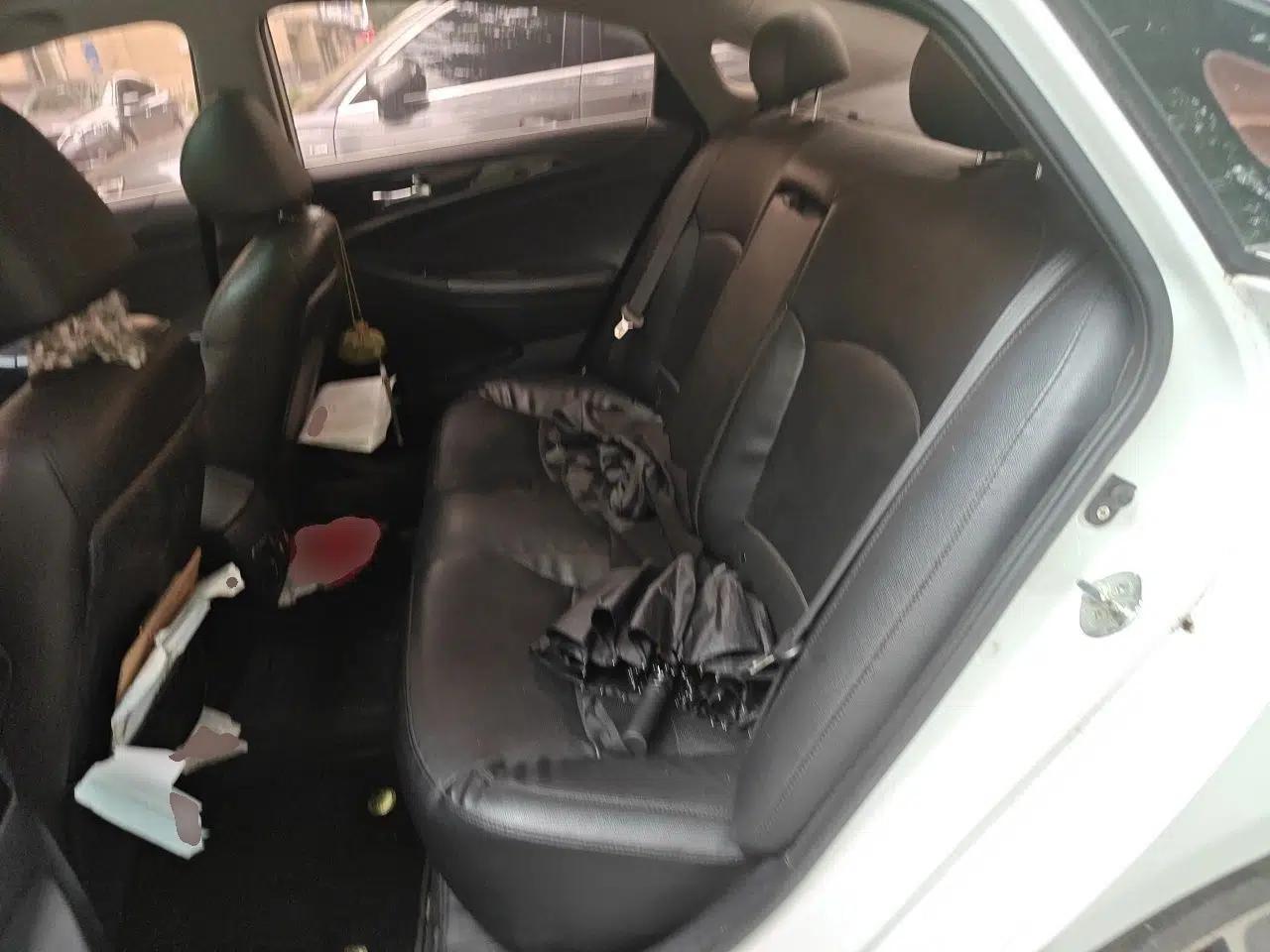 Hyundai Sonata 2014 2.4L Automatic Leading Edition China IV Standard — миниатюра 17