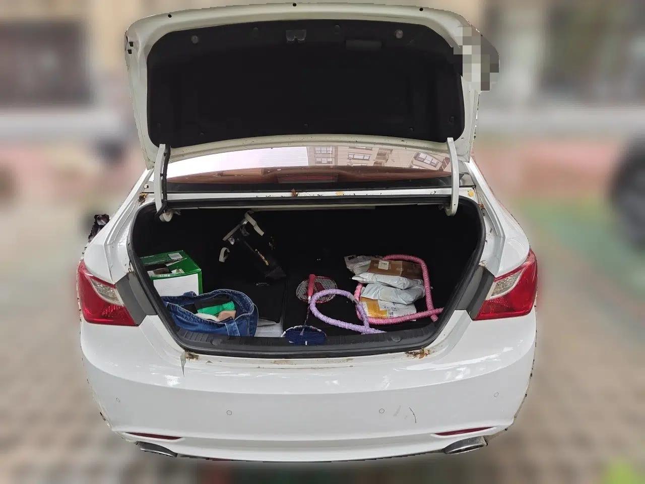 Hyundai Sonata 2014 2.4L Automatic Leading Edition China IV Standard — миниатюра 19