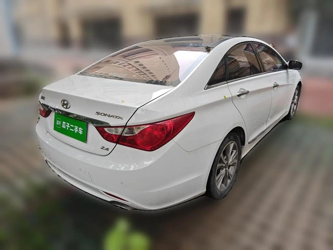 Hyundai Sonata 2014 2.4L Automatic Leading Edition China IV Standard — миниатюра 6