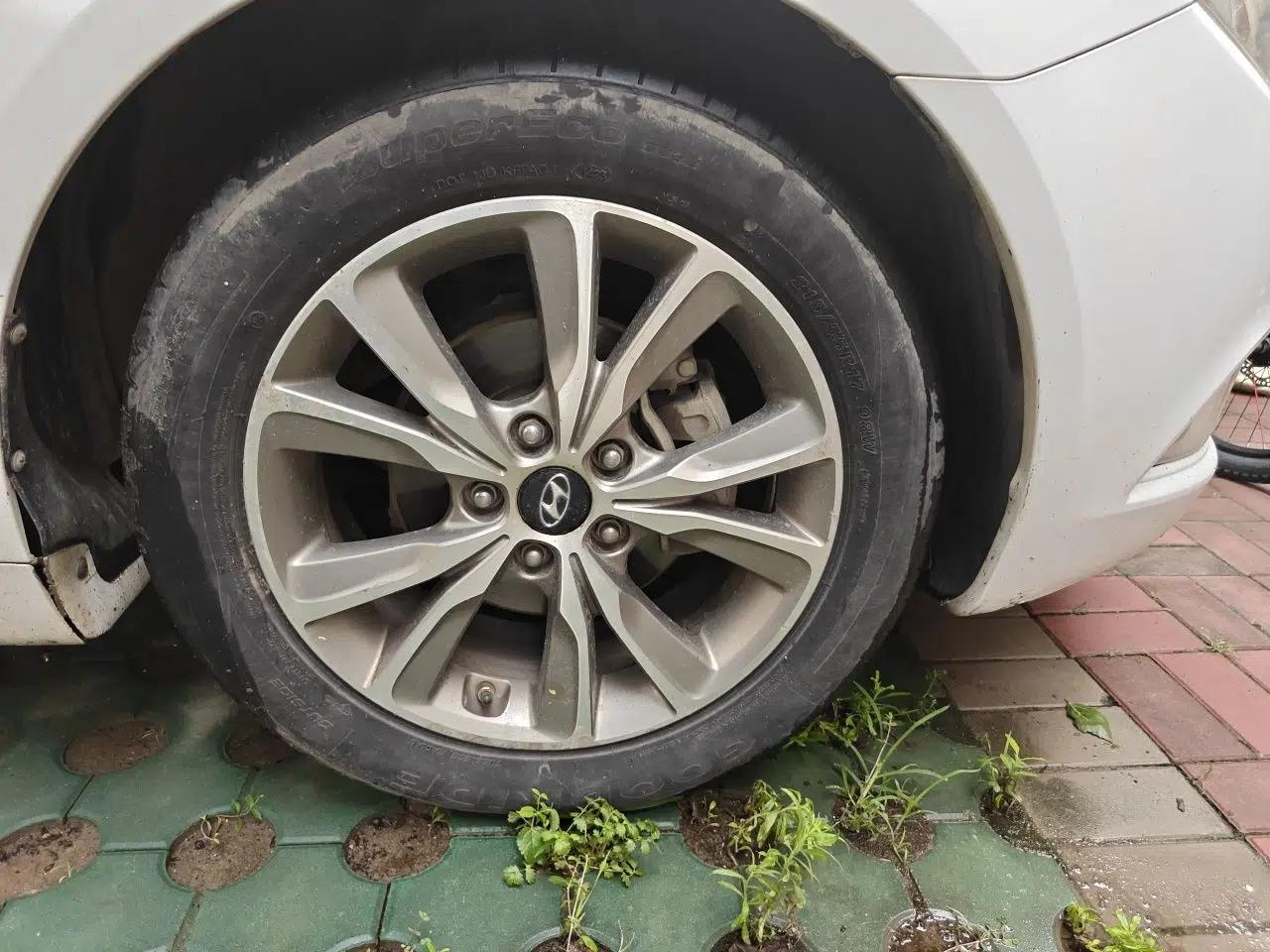 Hyundai Sonata 2014 2.4L Automatic Leading Edition China IV Standard — миниатюра 8