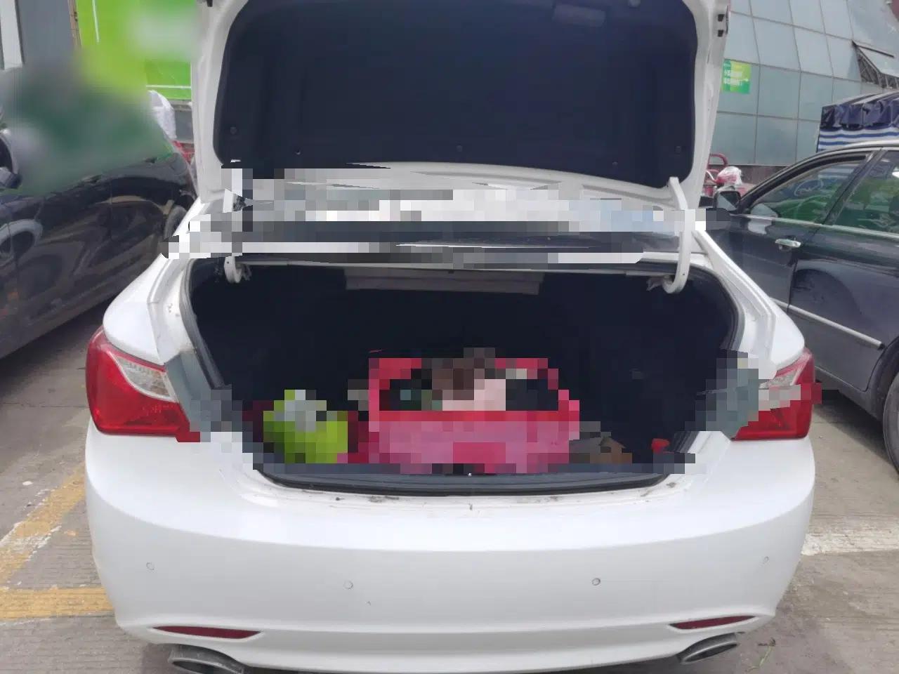 Hyundai Sonata 2014 2.4L Automatic Leading Edition China IV Standard — миниатюра 19