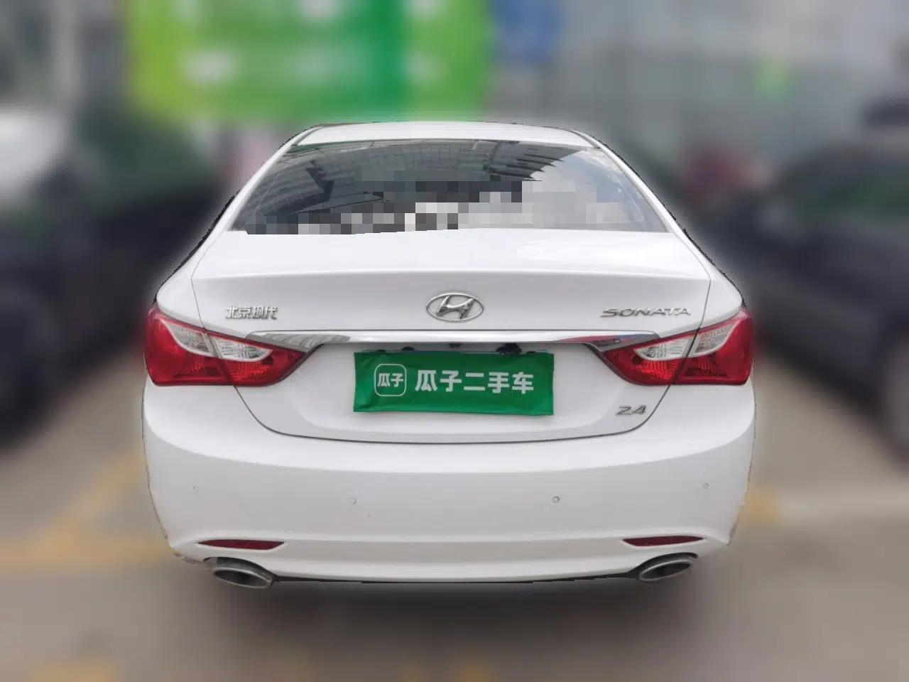 Hyundai Sonata 2014 2.4L Automatic Leading Edition China IV Standard — миниатюра 5